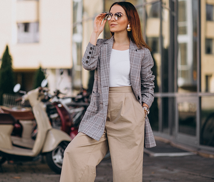 Fashion Illusions: How Your Outfit Shapes Perception